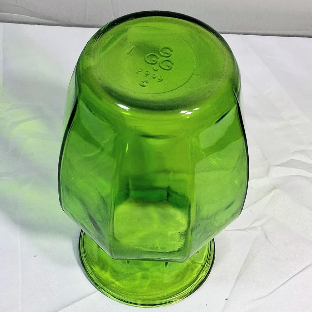 Avocado Green Fluted Garcia Glass Co. Vintage 8 Sided Flared Fluted Vase